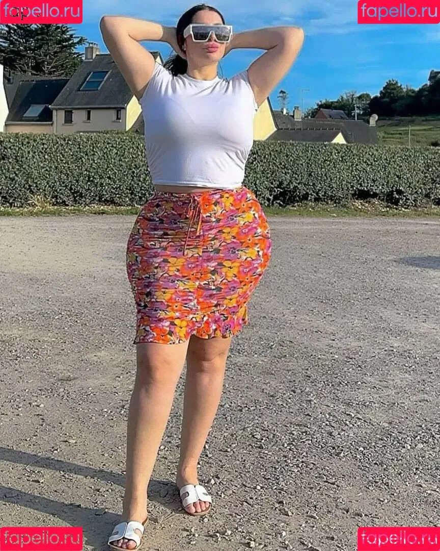 Sara Paris Onlyfans Photo Gallery 