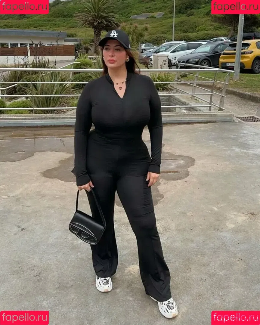 Sara Paris Onlyfans Photo Gallery 