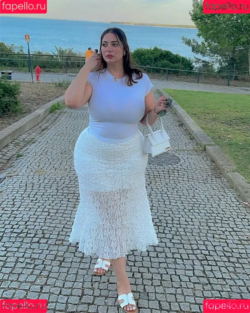 Sara Paris Onlyfans Photo Gallery 