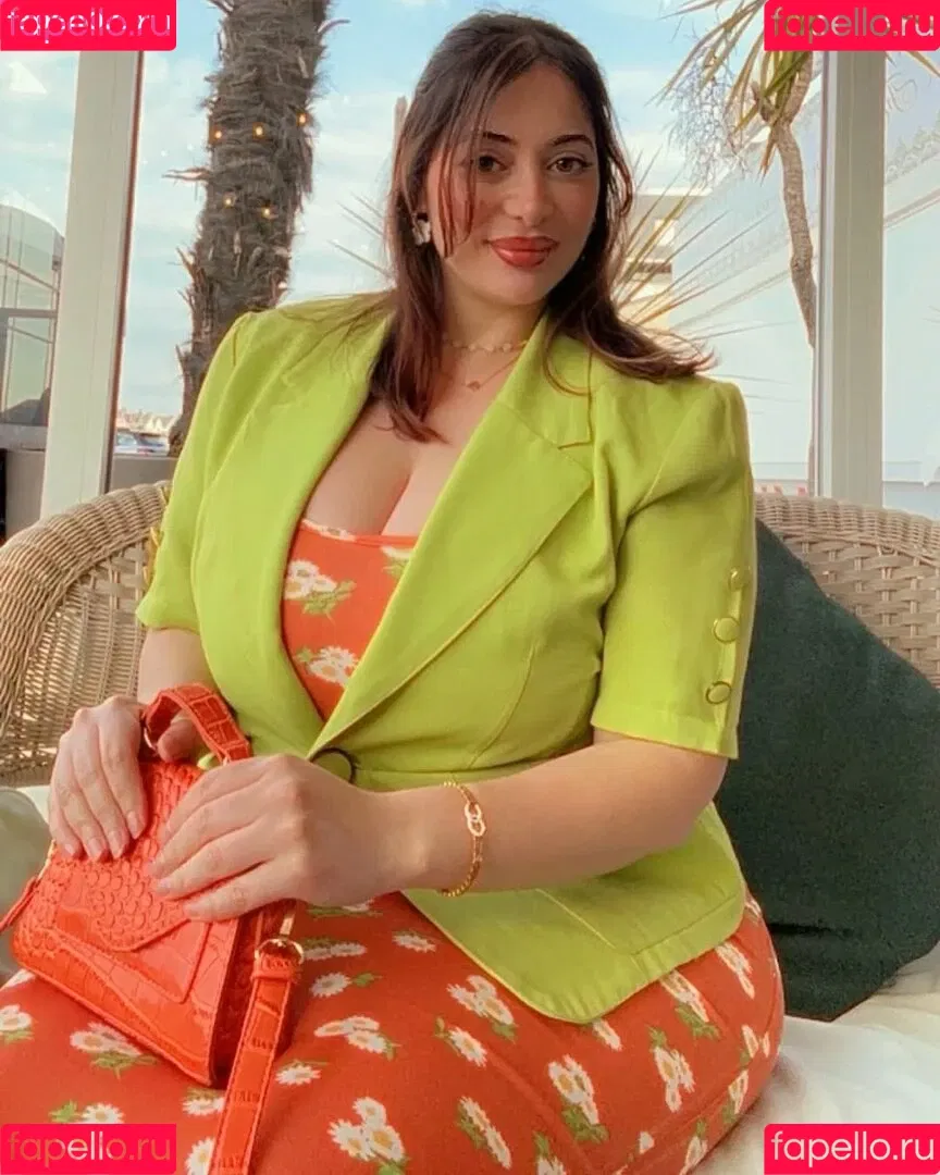 Sara Paris Onlyfans Photo Gallery 