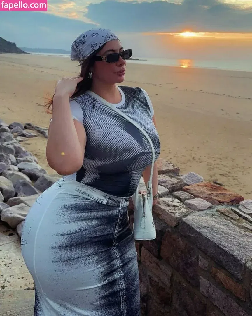 Sara Paris Onlyfans Photo Gallery 