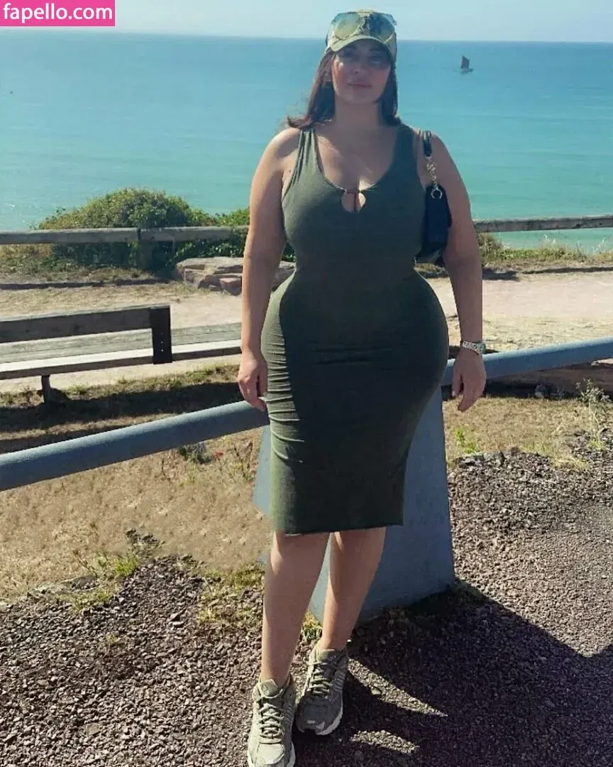 Sara Paris Onlyfans Photo Gallery 