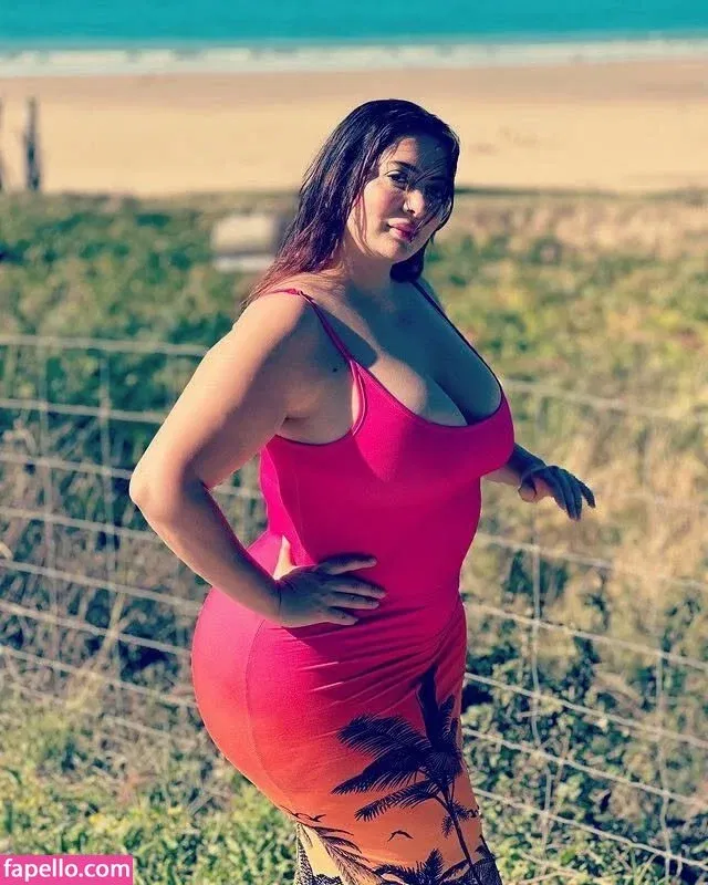 Sara Paris Onlyfans Photo Gallery 