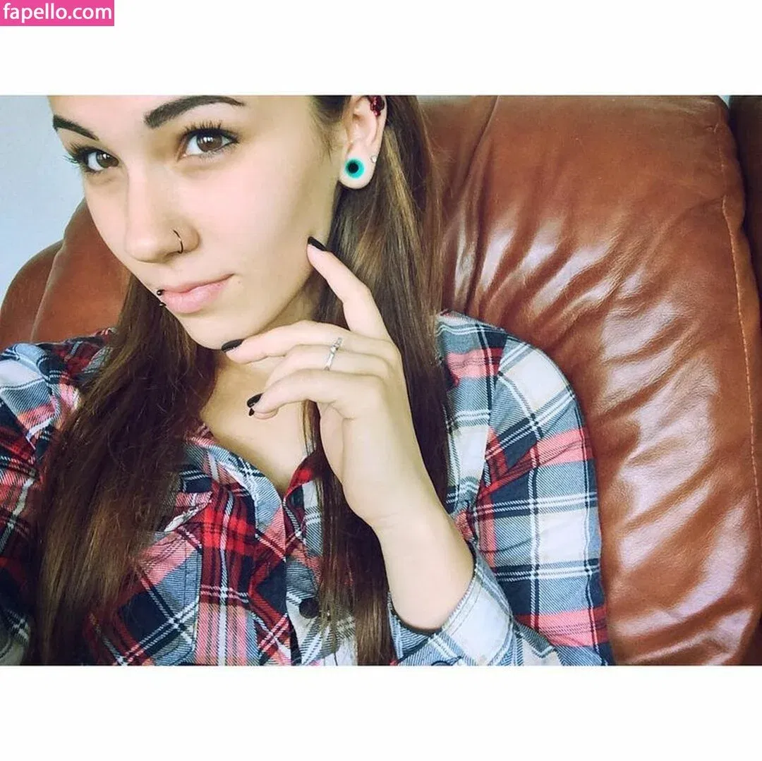 Samantha Brook Onlyfans Photo Gallery 