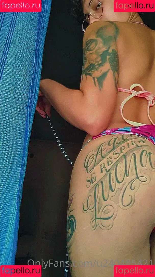 thequeenwithcurls Onlyfans Photo Gallery 