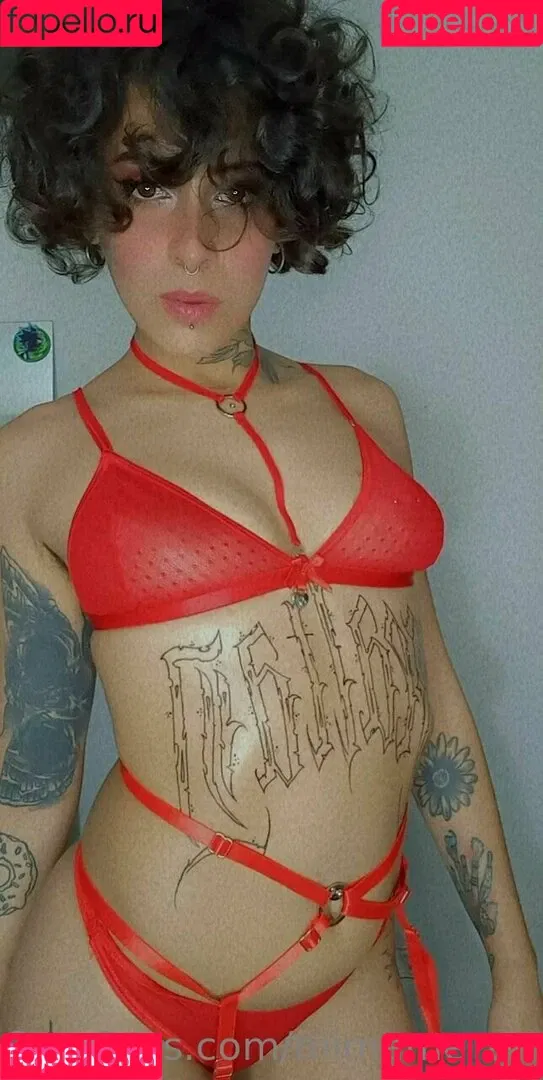 thequeenwithcurls Onlyfans Photo Gallery 