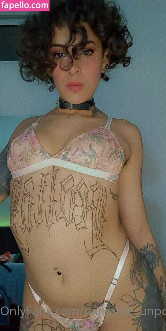 thequeenwithcurls Onlyfans Photo Gallery 