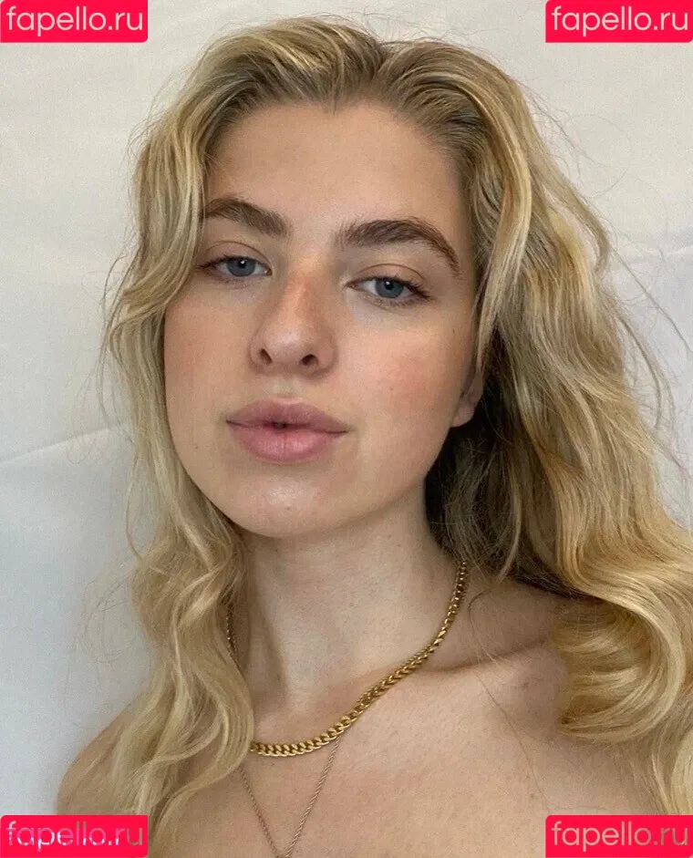 Anais Gallagher Onlyfans Photo Gallery 