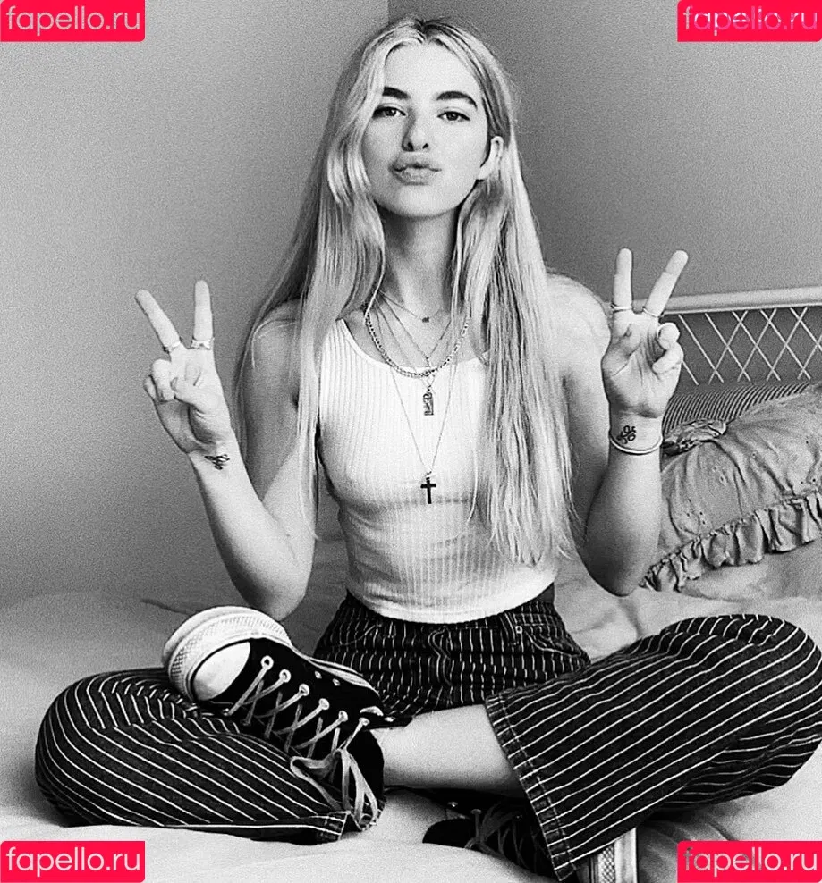 Anais Gallagher Onlyfans Photo Gallery 