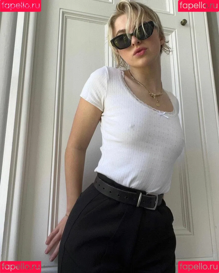 Anais Gallagher Onlyfans Photo Gallery 