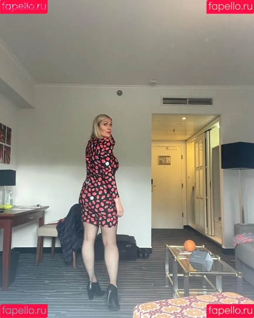 Ruth Moschner Onlyfans Photo Gallery 
