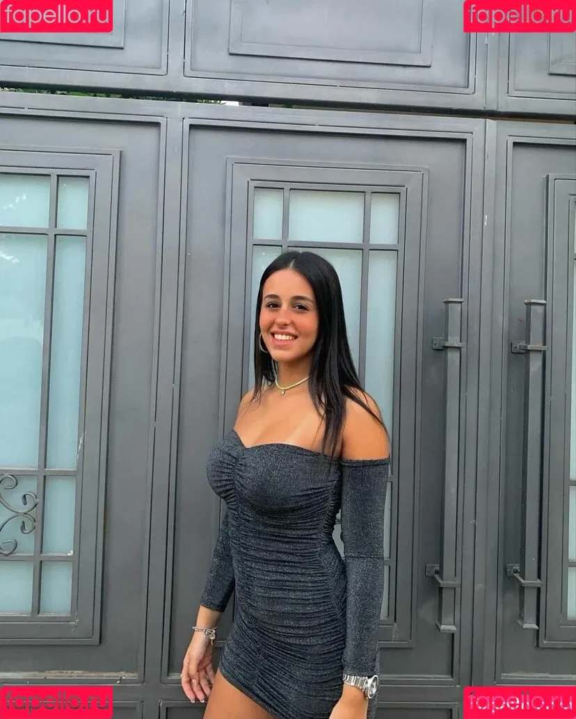 May Cohen Onlyfans Photo Gallery 