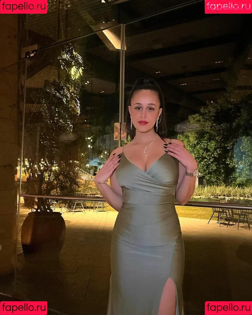 May Cohen Onlyfans Photo Gallery 