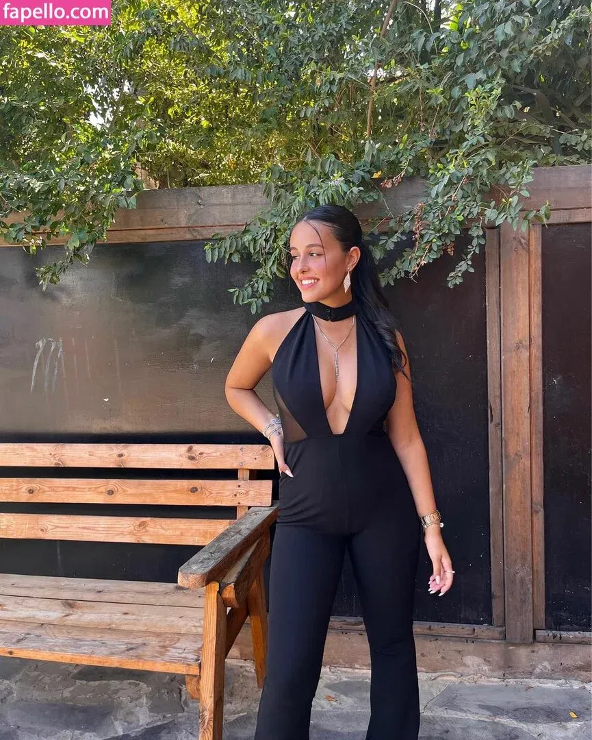 May Cohen Onlyfans Photo Gallery 