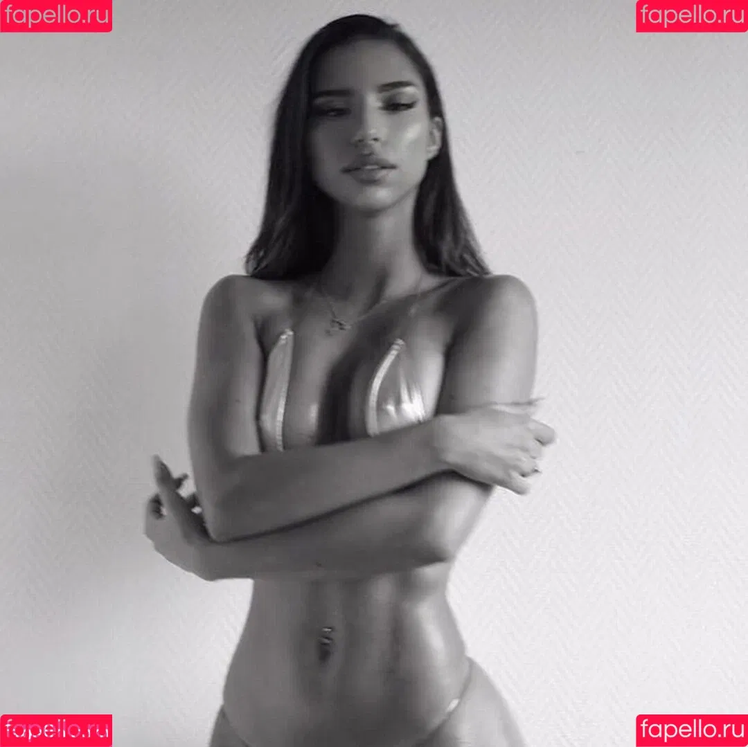 Ziyartist Onlyfans Photo Gallery 