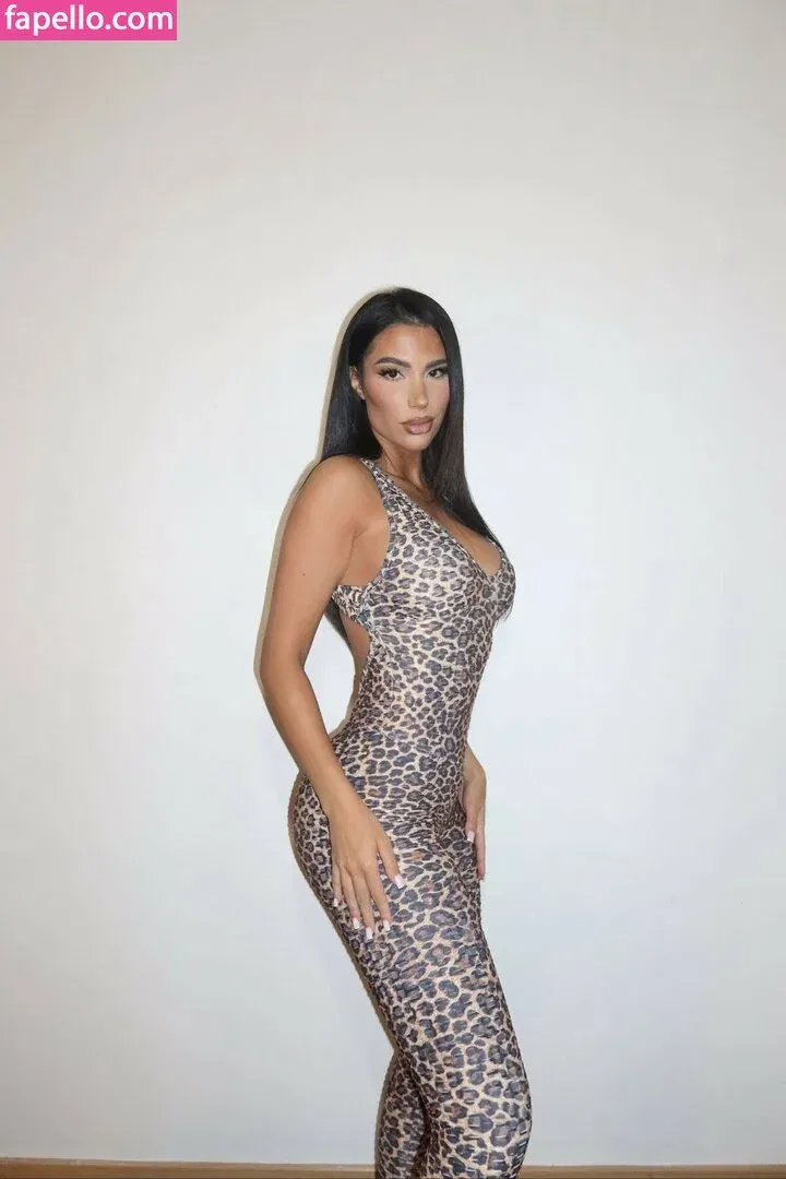 Ziyartist Onlyfans Photo Gallery 