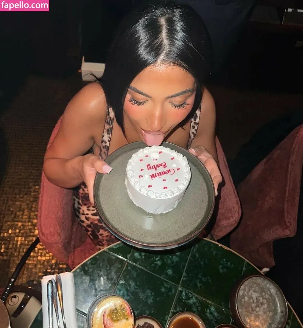 Ziyartist Onlyfans Photo Gallery 