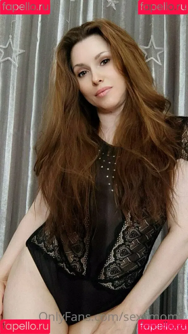 Sexy Mom Onlyfans Photo Gallery 