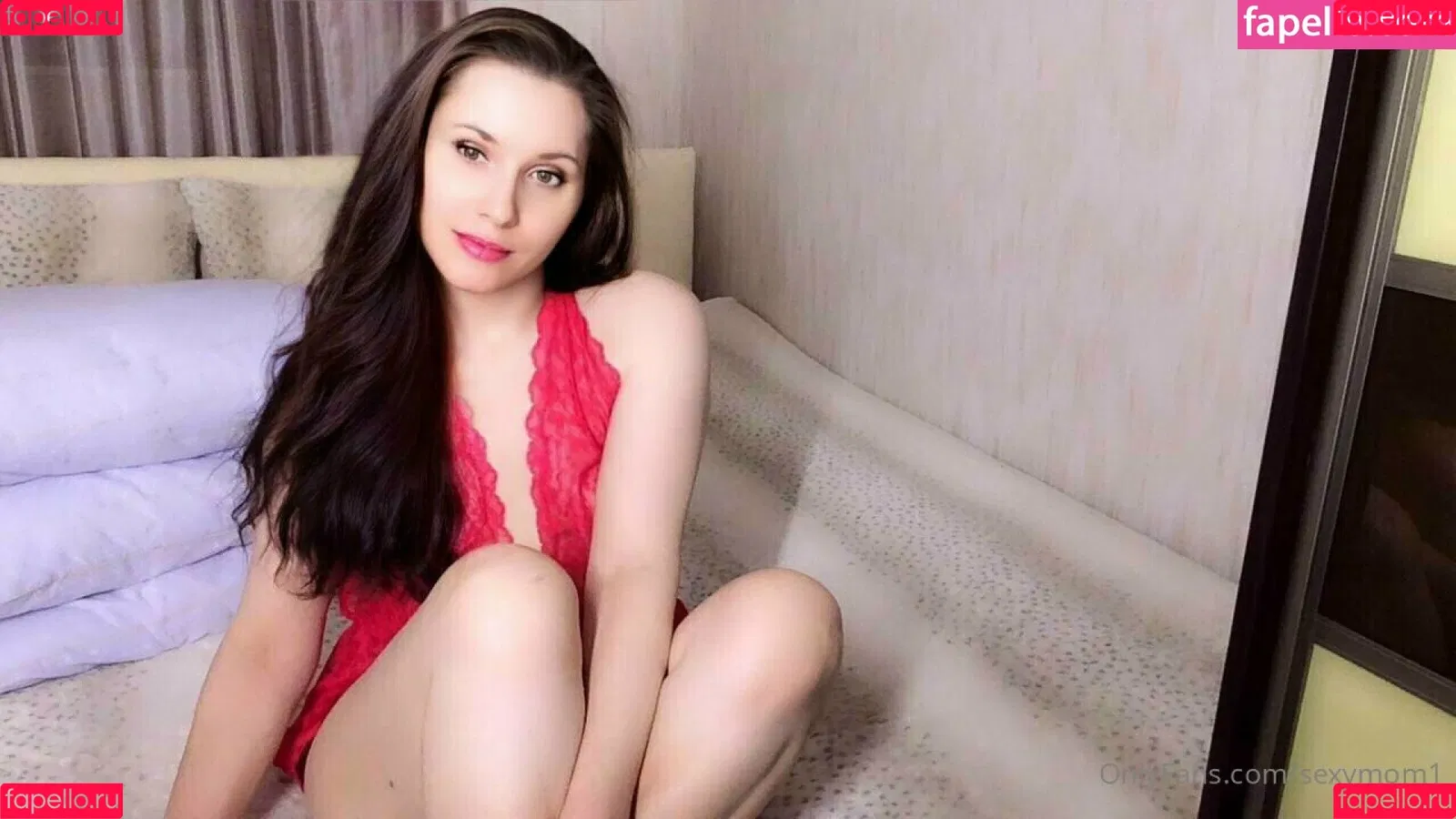 Sexy Mom Onlyfans Photo Gallery 