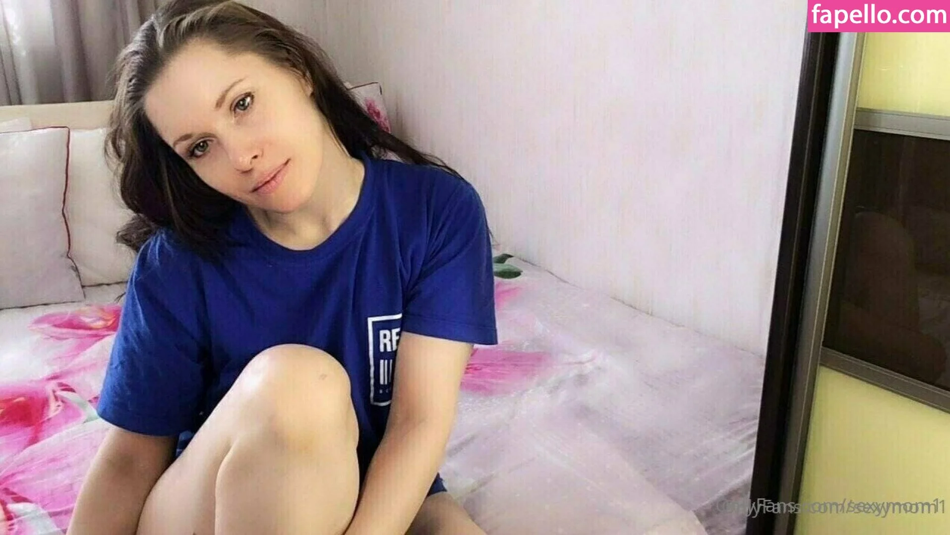 Sexy Mom Onlyfans Photo Gallery 