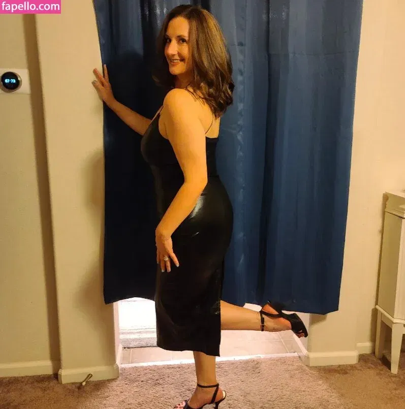 Mrs. Bella Onlyfans Photo Gallery 