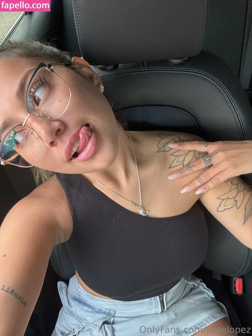 skyelopez Onlyfans Photo Gallery 