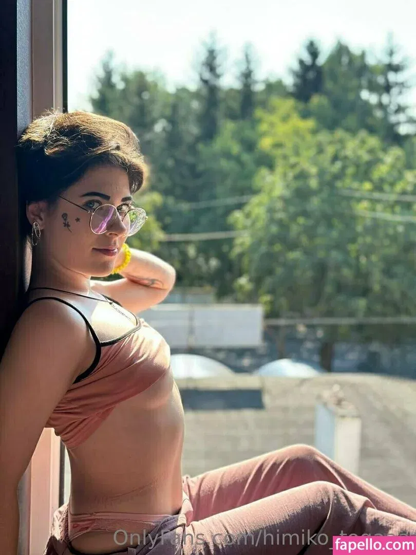 himiko_togaaa Onlyfans Photo Gallery 