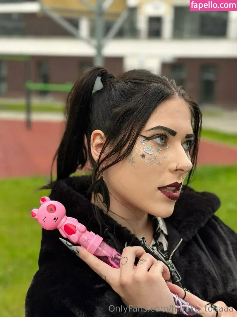 himiko_togaaa Onlyfans Photo Gallery 