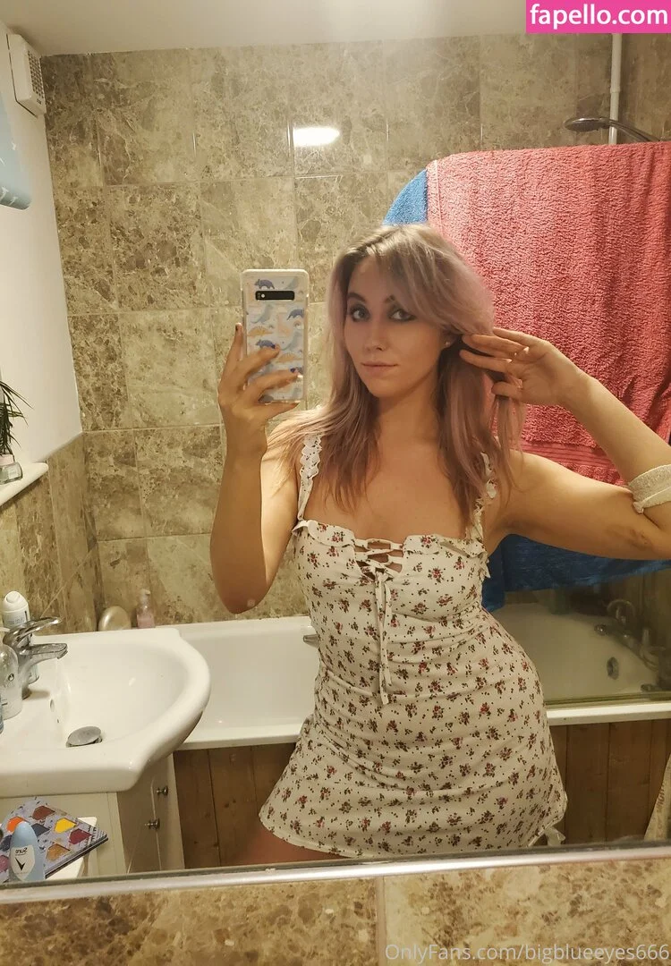 bigblueeyes666 Onlyfans Photo Gallery 