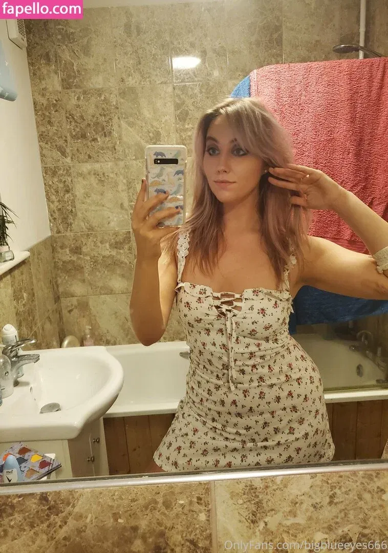 bigblueeyes666 Onlyfans Photo Gallery 