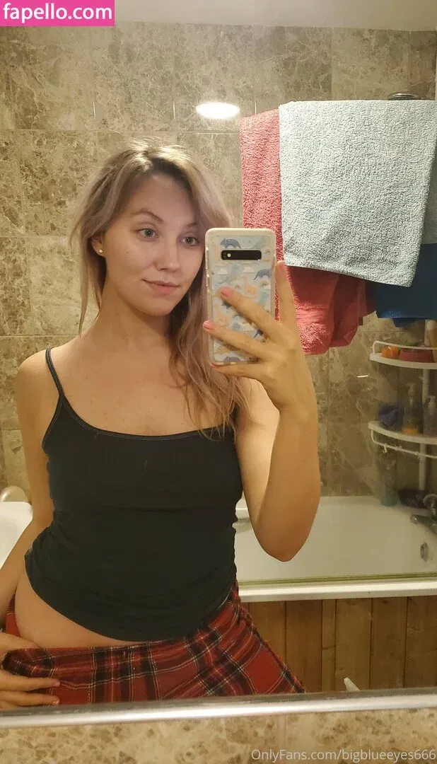 bigblueeyes666 Onlyfans Photo Gallery 