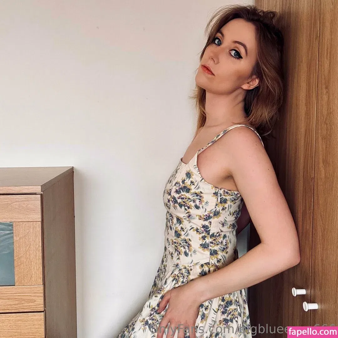 bigblueeyes666 Onlyfans Photo Gallery 