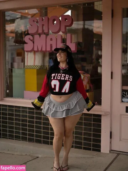 Thecurvyfoxx Onlyfans Photo Gallery 