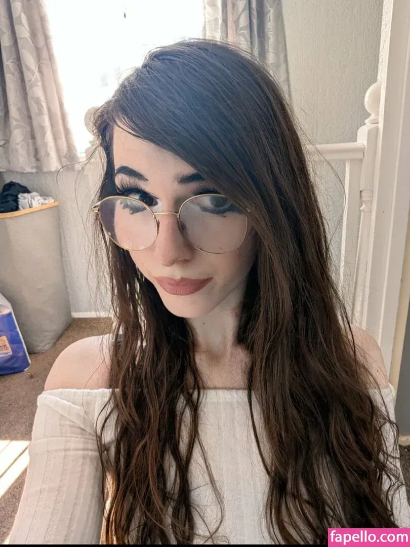 Tslunaboo Onlyfans Photo Gallery 