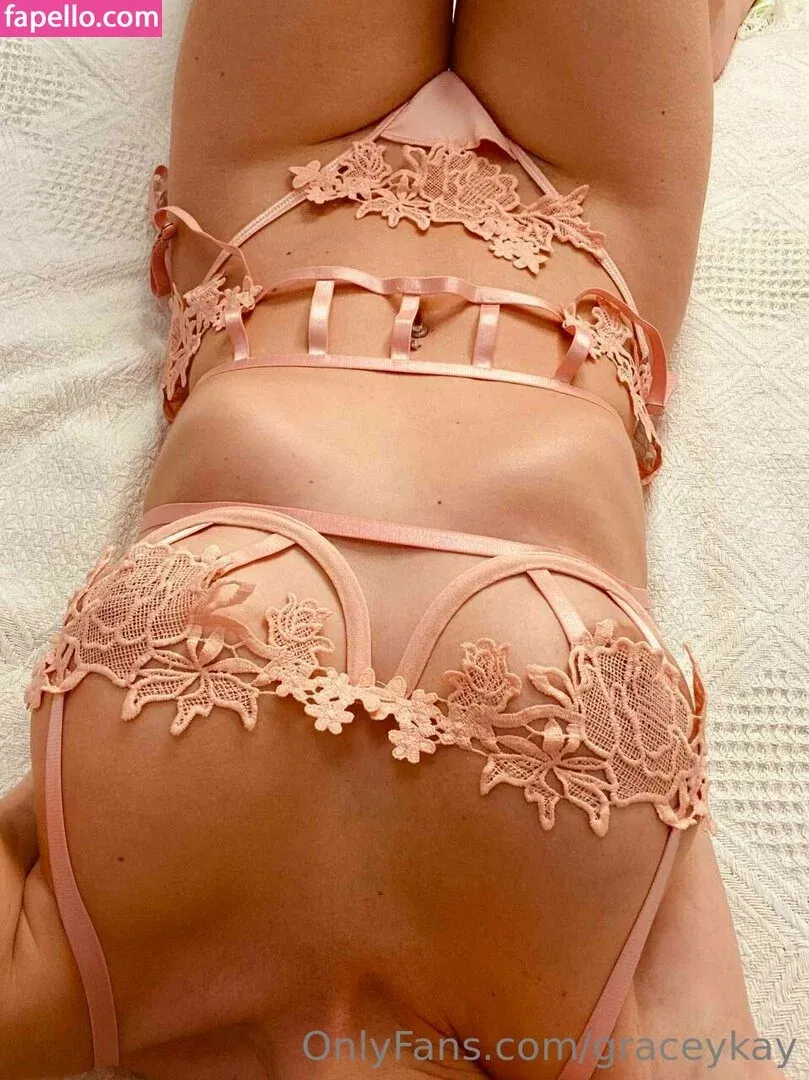 MJ Grace Onlyfans Photo Gallery 