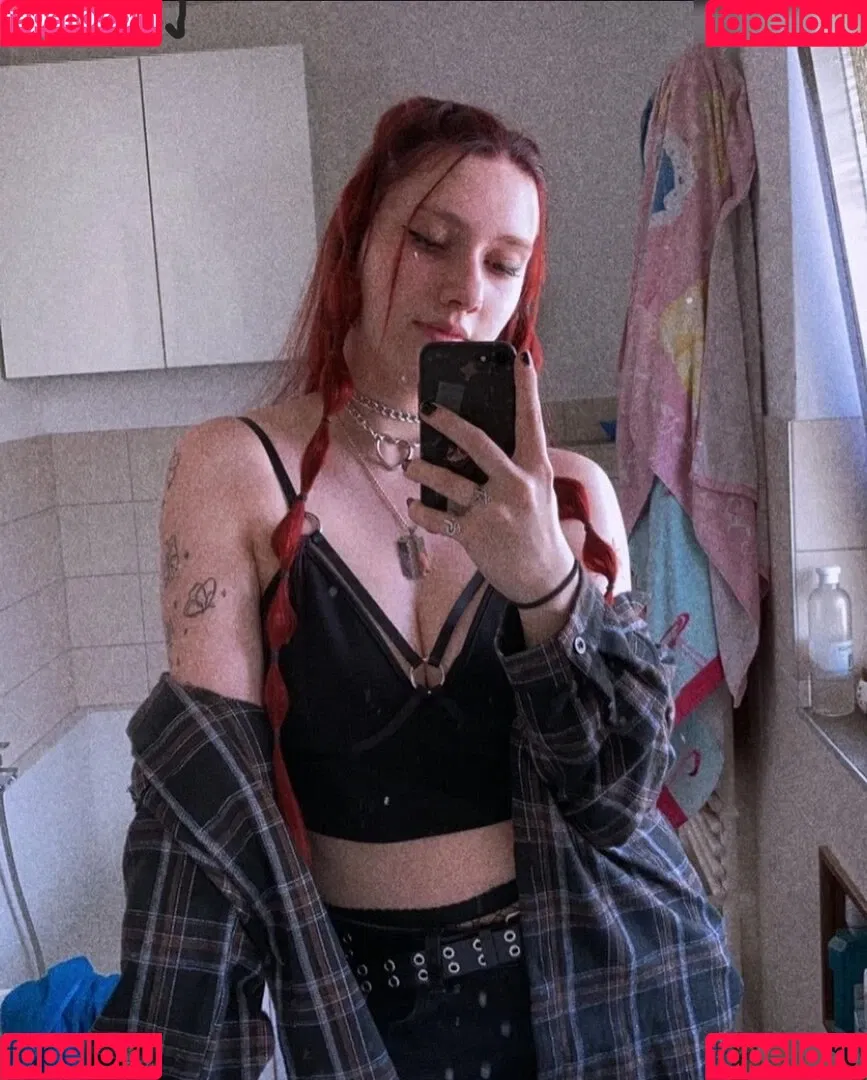 Bellaisa2111 Onlyfans Photo Gallery 