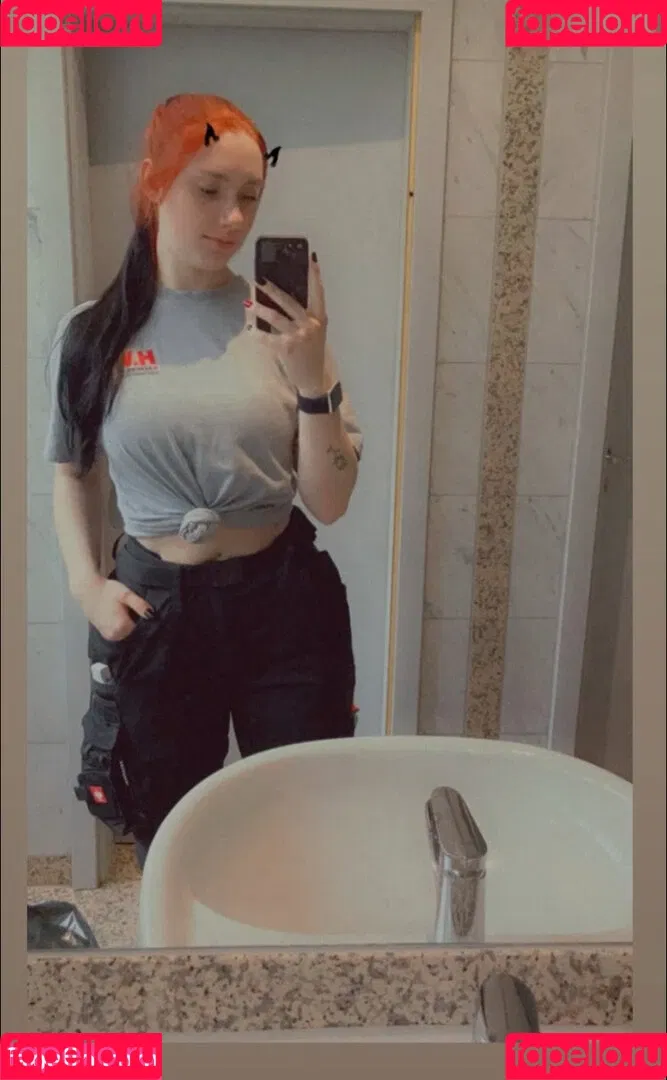 Bellaisa2111 Onlyfans Photo Gallery 
