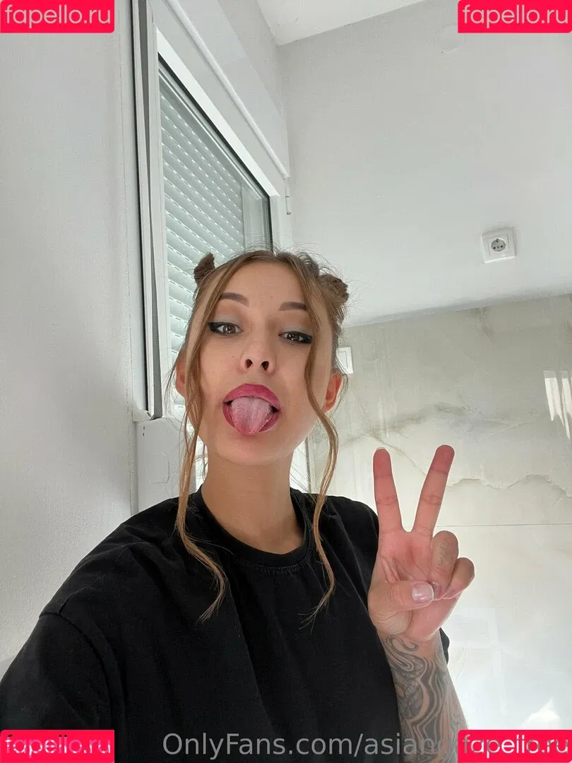 asiangaze_free Onlyfans Photo Gallery 
