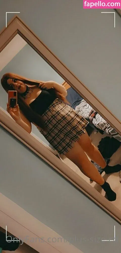 plus-size-cd Onlyfans Photo Gallery 