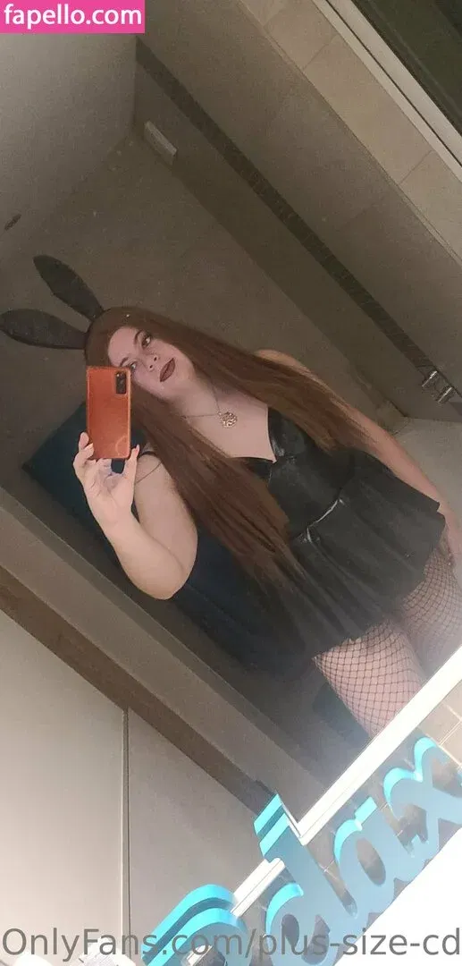 plus-size-cd Onlyfans Photo Gallery 