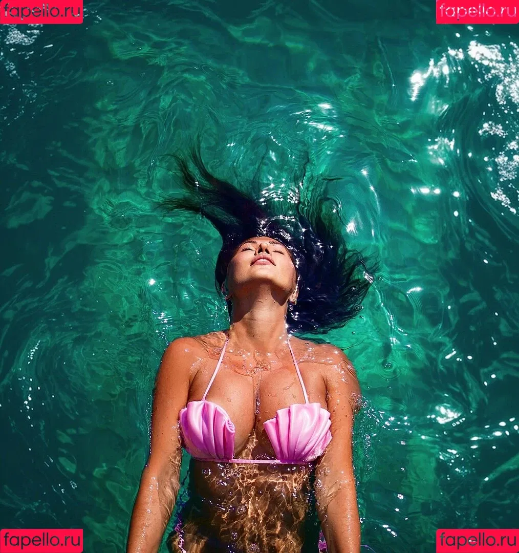 Polina Grace Onlyfans Photo Gallery 