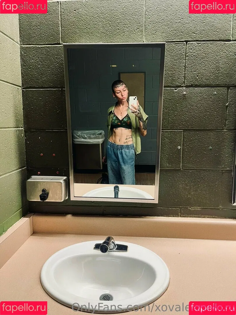 xovalerie5150 Onlyfans Photo Gallery 