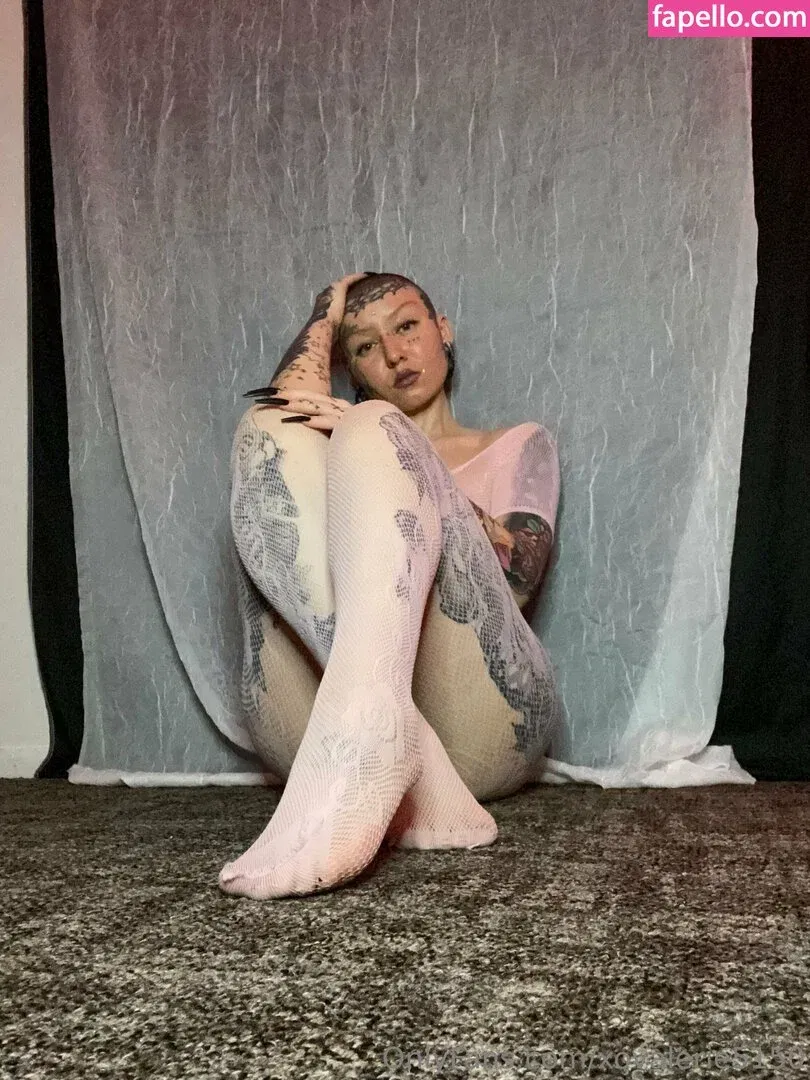 xovalerie5150 Onlyfans Photo Gallery 