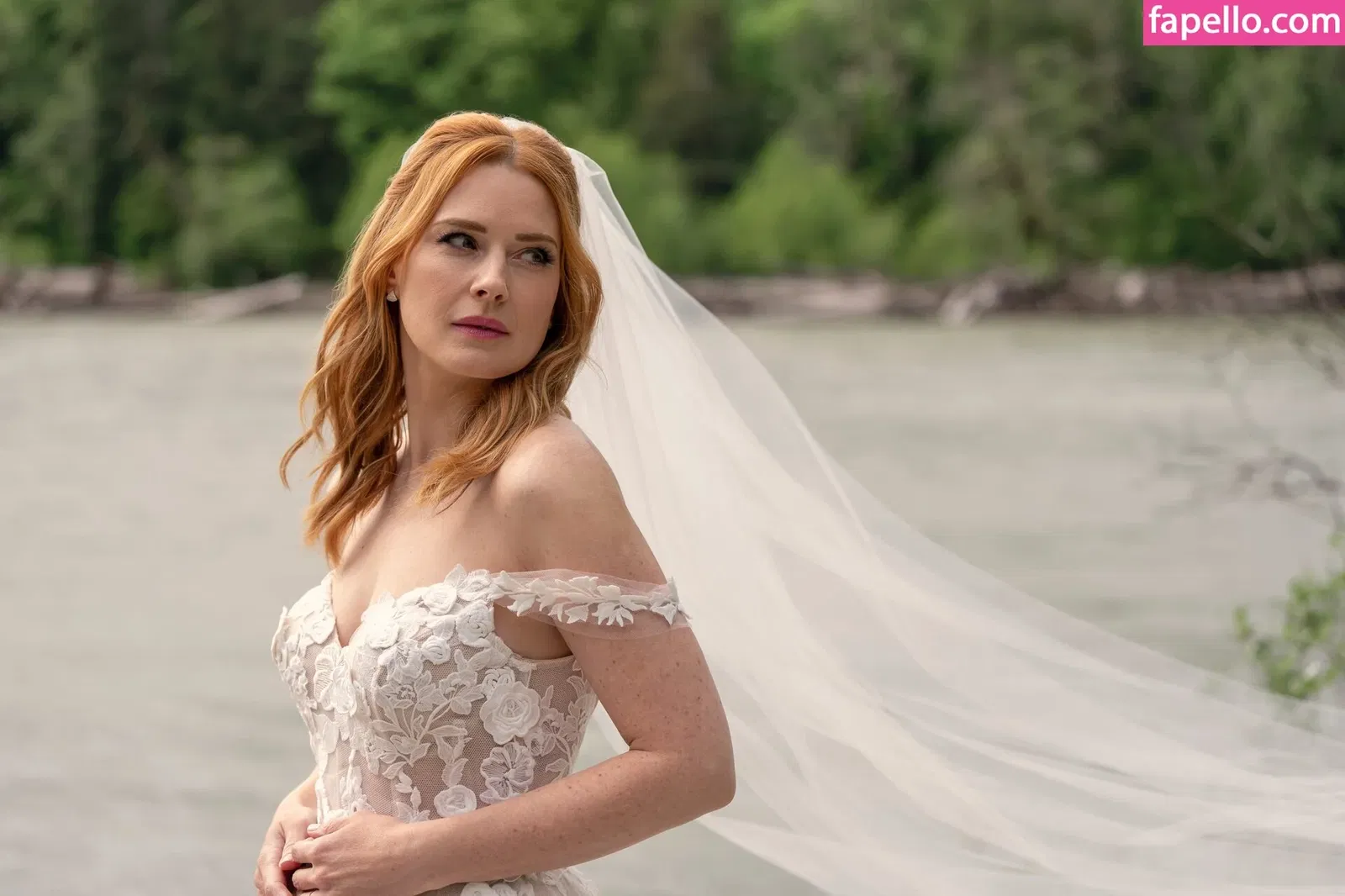 Alexandra Breckenridge Onlyfans Photo Gallery 