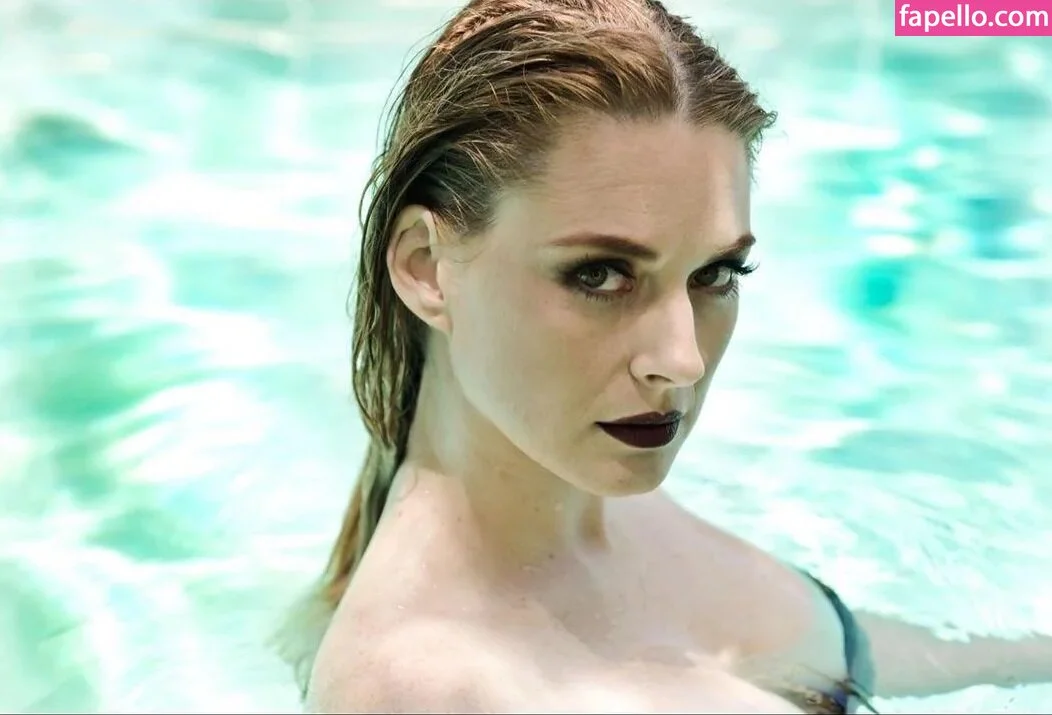 Alexandra Breckenridge Onlyfans Photo Gallery 