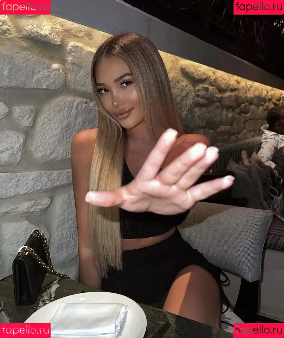 Manuela Milinkovic Onlyfans Photo Gallery 