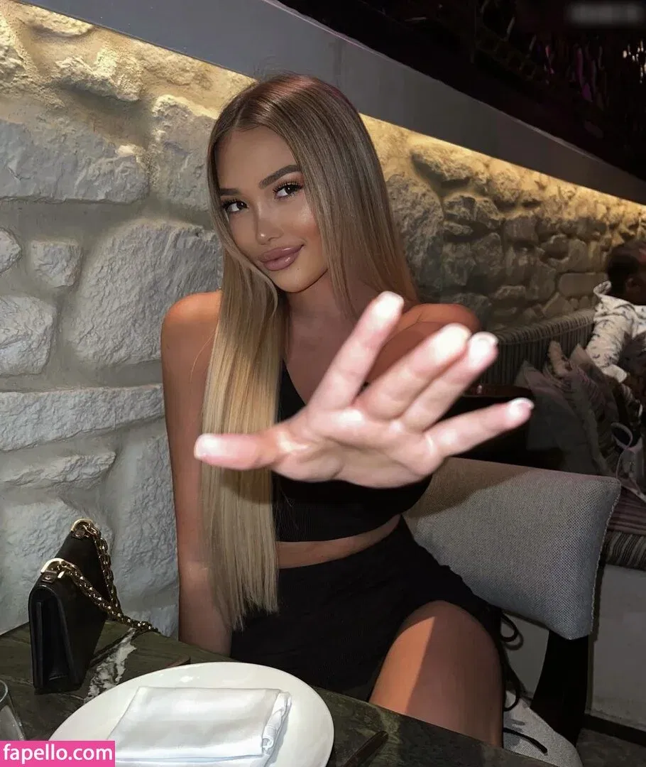 Manuela Milinkovic Onlyfans Photo Gallery 