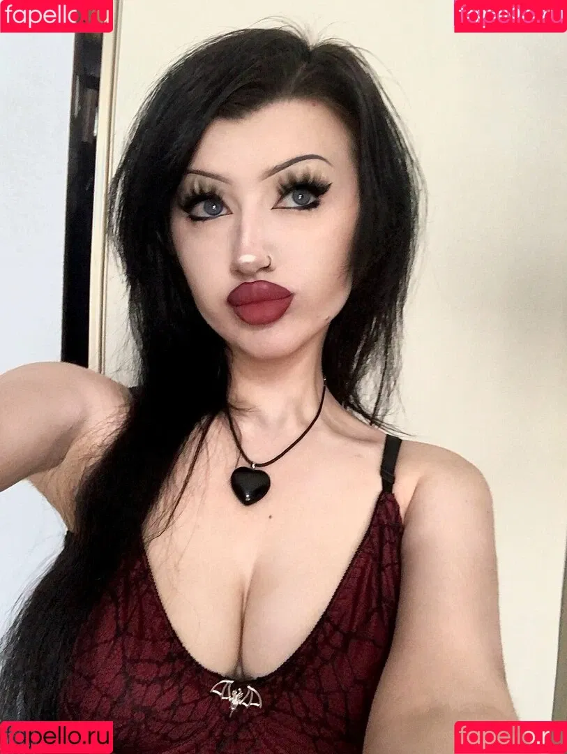 cherryburied Onlyfans Photo Gallery 