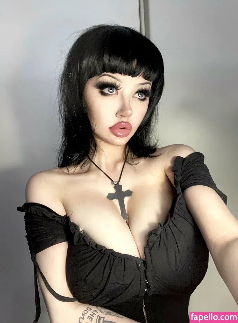 cherryburied Onlyfans Photo Gallery 