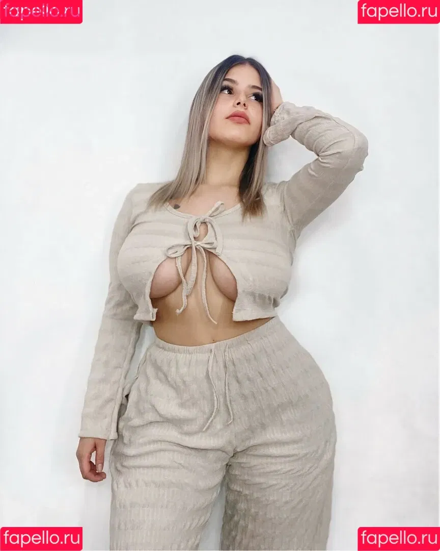 Abril Perez Onlyfans Photo Gallery 